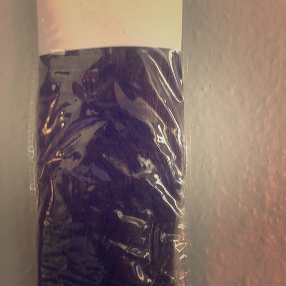 Hair extensions - Picture 1 of 4